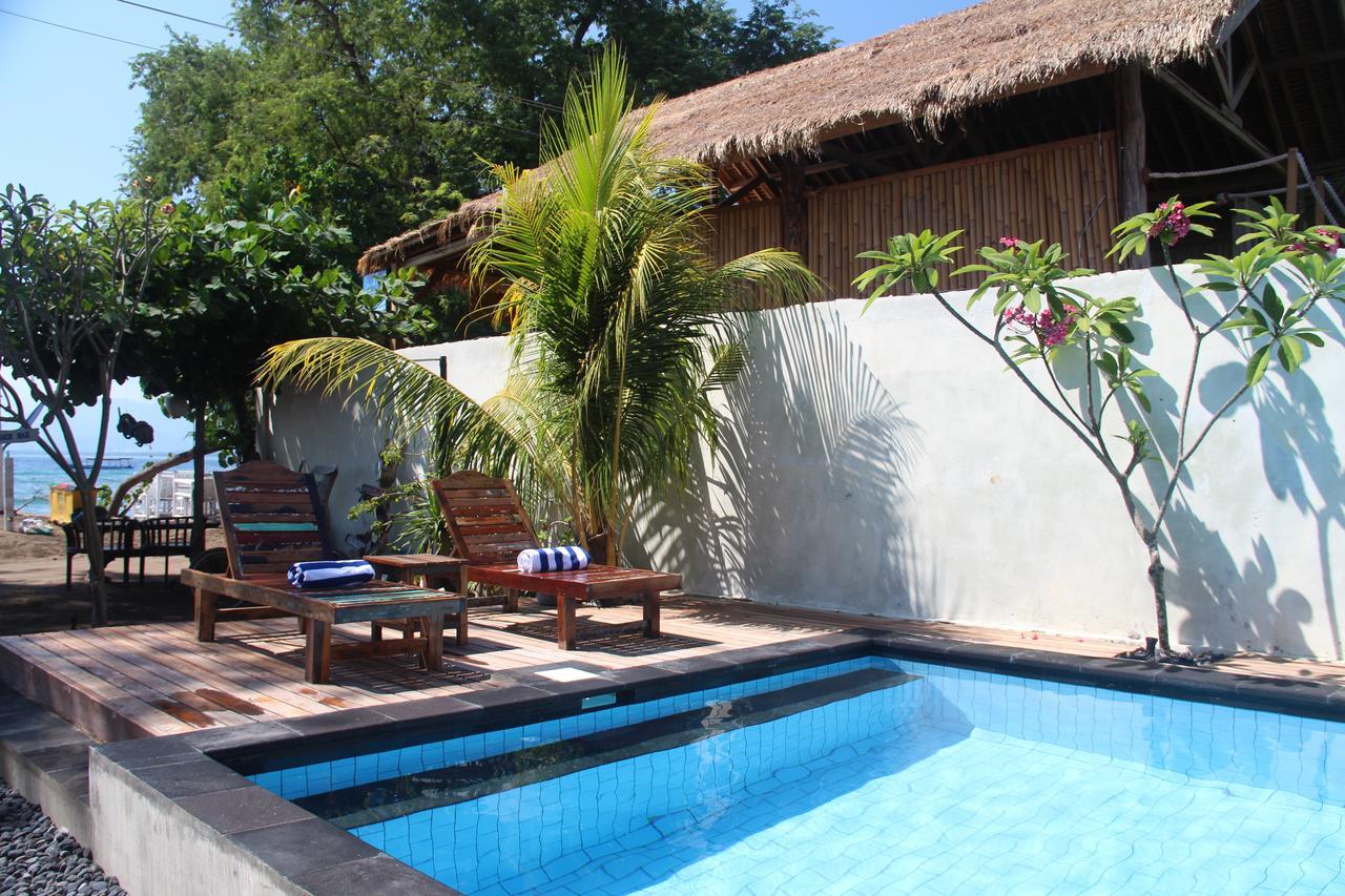 Star Bar And Bungalows กิลิไอร์ ภายนอก รูปภาพ