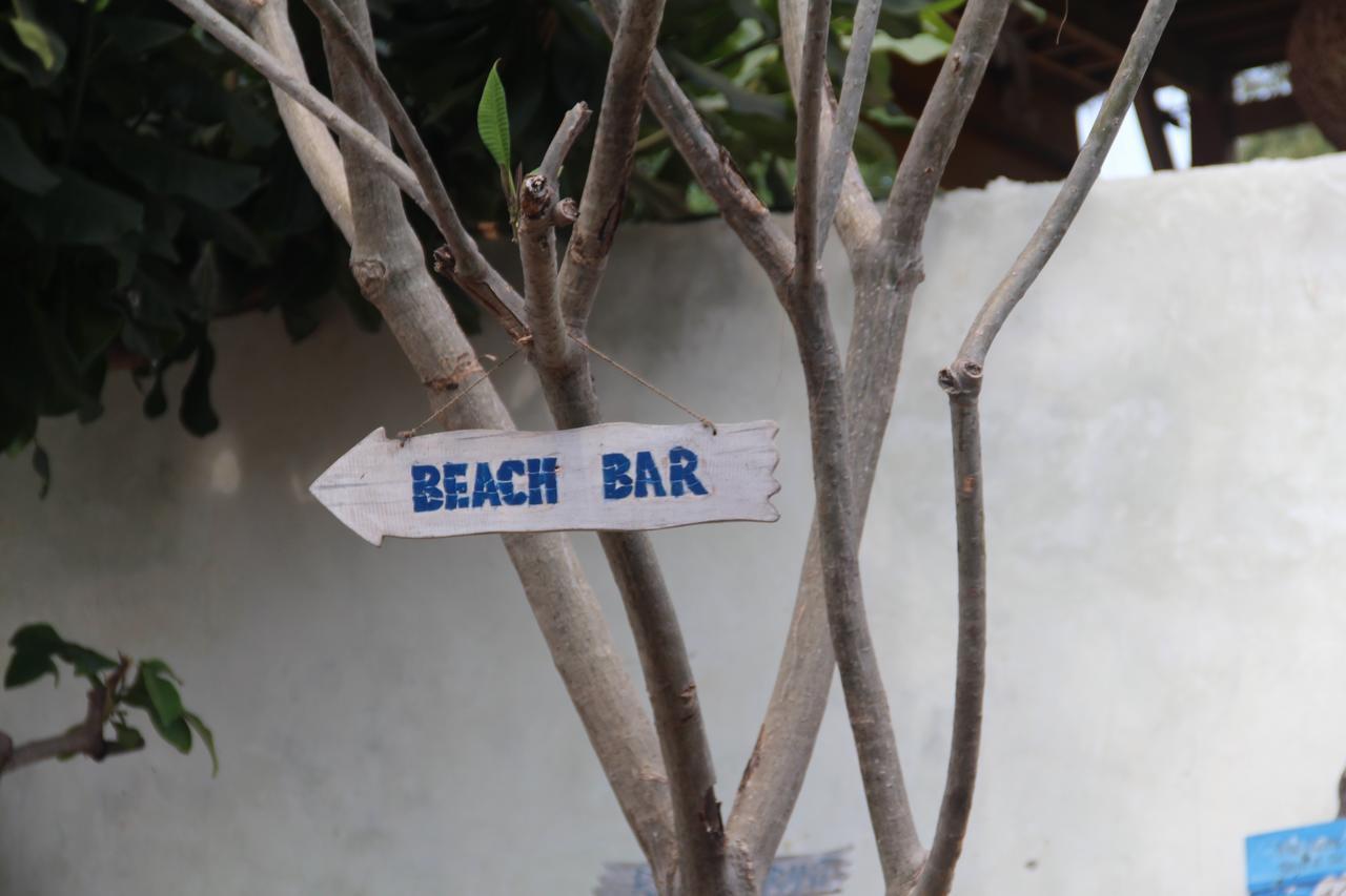 Star Bar And Bungalows กิลิไอร์ ภายนอก รูปภาพ